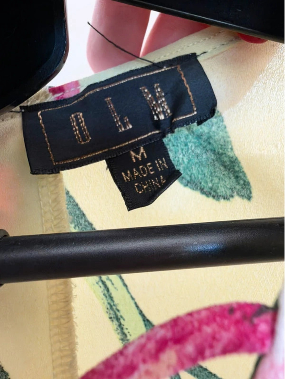 OLM Blouse - Picture 3 of 3
